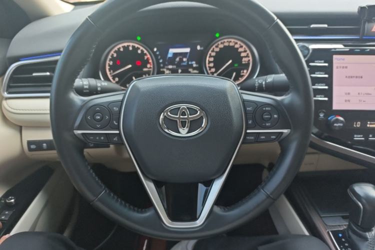Used Toyota Camry 2018 2.5G Luxury Edition Steering Wheel