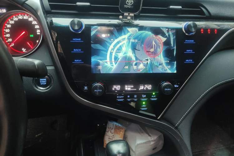 Used Toyota Camry 2019 Revised Version 2.0S Fēngshàng Edition Audio And AC Panel
