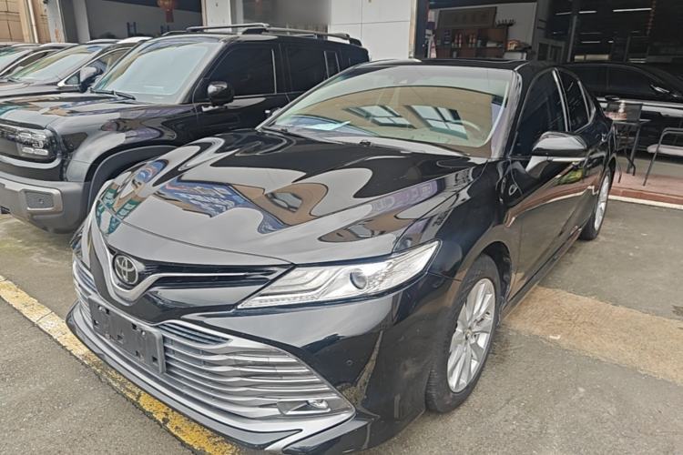 Used Toyota Camry 2019 Revised Version 2.0G Luxury Edition Guazi used car, China used car export, Used car for sale, Used  cars, Cheapest cars for sale