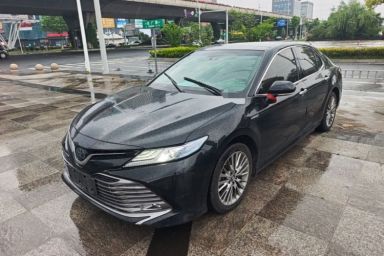 Used Toyota Camry 2019 Dual-Engine 2.5 HG Luxury Edition China V Standard