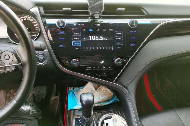 Used Toyota Camry 2019 2.5G Luxury Edition China VI Standard Audio And AC Panel