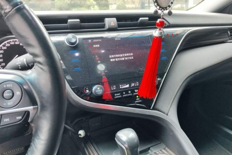 Used Toyota Camry 2019 2.0G Luxury Edition China VI Standard Audio And AC Panel