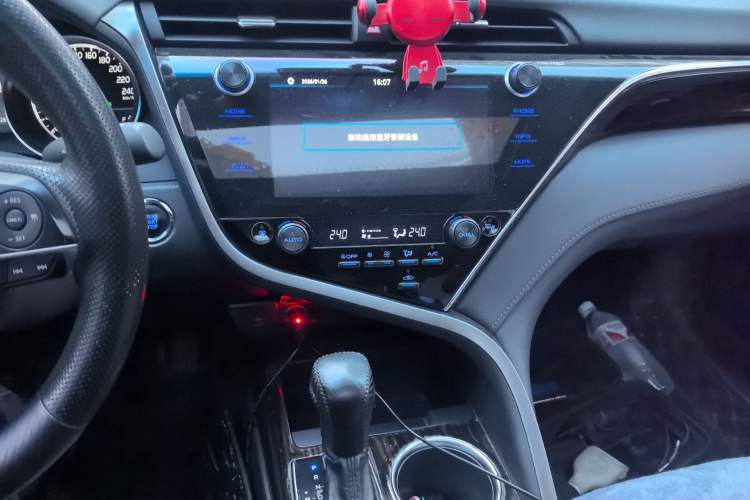 Used Toyota Camry 2019 2.0G Luxury Edition China V Standard Audio And AC Panel