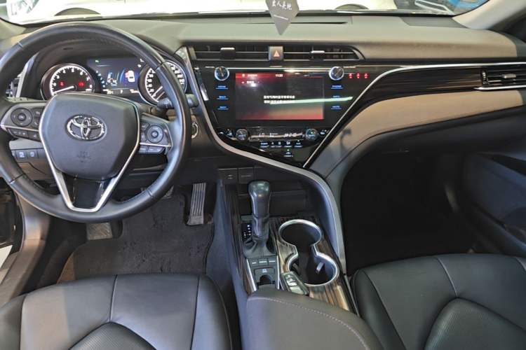 Used Toyota Camry 2019 2.5G Luxury Edition China VI Standard Audio And AC Panel