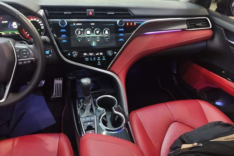Used Toyota Camry 2019 Revised Version 2.5S Fēngshàng Edition Audio And AC Panel