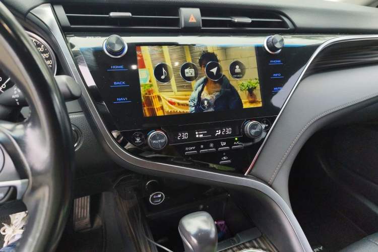 Used Toyota Camry 2019 Revised Version 2.0G Luxury Edition Audio And AC Panel