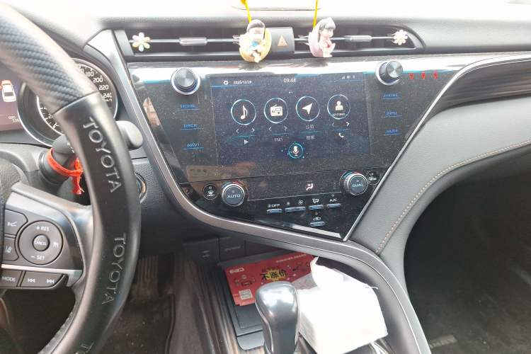 Used Toyota Camry 2019 2.5G Luxury Edition China V Standard Audio And AC Panel