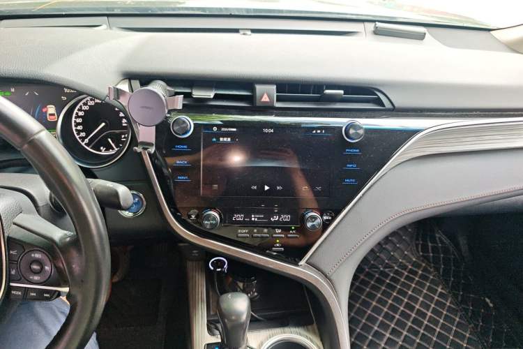 Used Toyota Camry 2019 Revised Version Dual-Engine 2.5 HG Luxury Edition Audio And AC Panel