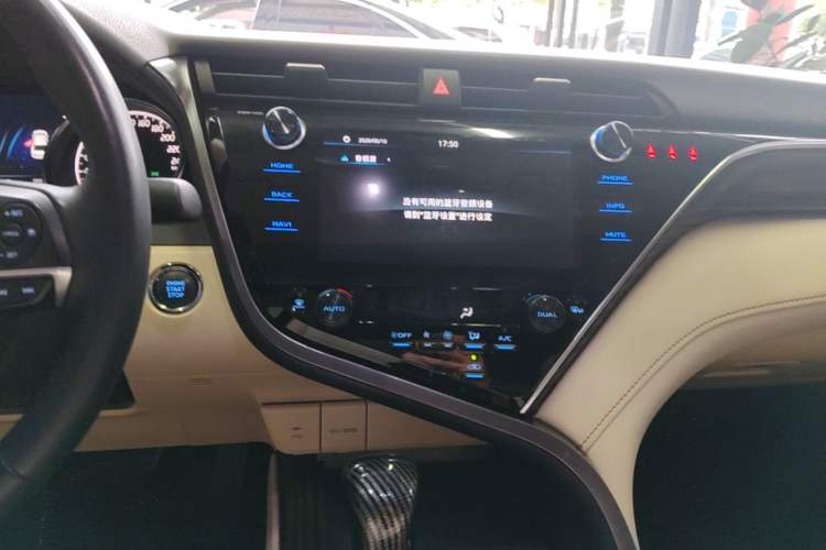 Used Toyota Camry 2019 2.5G Luxury Edition China V Standard Audio And AC Panel