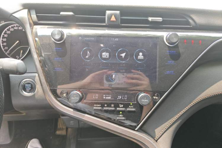 Used Toyota Camry 2019 2.0G Luxury Edition China VI Standard Audio And AC Panel