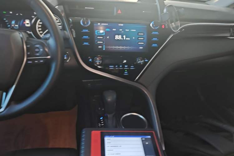 Used Toyota Camry 2019 2.5G Luxury Edition China VI Standard Audio And AC Panel