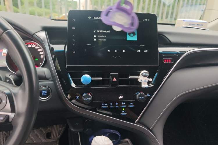 Used Toyota Camry 2019 Revised Version 2.0S Fēngshàng Edition Audio And AC Panel