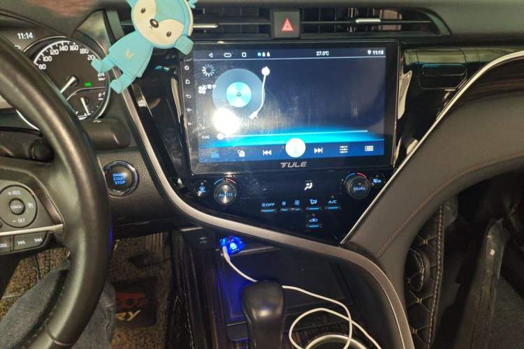 Used Toyota Camry 2019 2.0G Luxury Edition China V Standard Audio And AC Panel