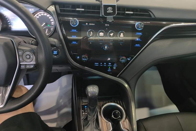 Used Toyota Camry 2019 2.0G Luxury Edition China V Standard Audio And AC Panel