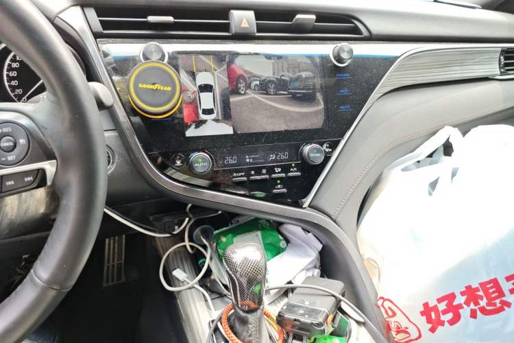 Used Toyota Camry 2019 Revised Version Dual-Engine 2.5 HG Luxury Edition Audio And AC Panel