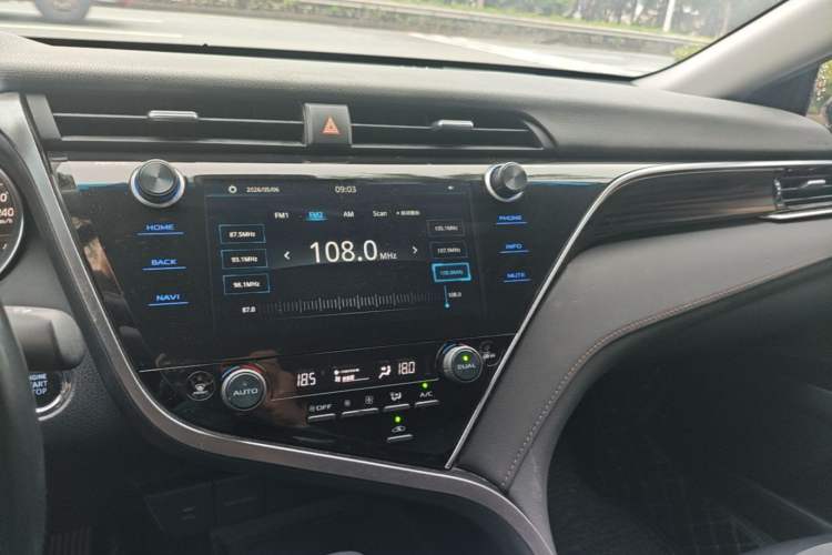 Used Toyota Camry 2019 2.0G Luxury Edition China VI Standard Audio And AC Panel