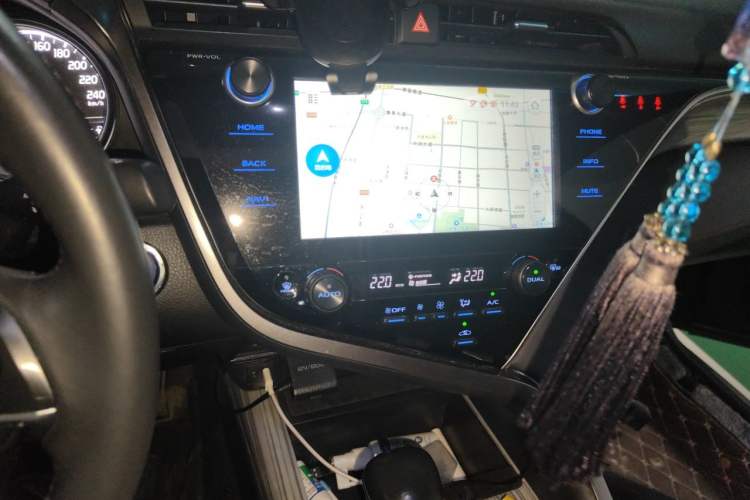 Used Toyota Camry 2019 Revised Version Dual-Engine 2.5 HG Luxury Edition Audio And AC Panel