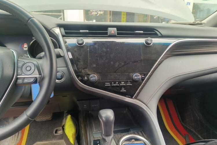 Used Toyota Camry 2019 Revised Version 2.0G Luxury Edition Audio And AC Panel