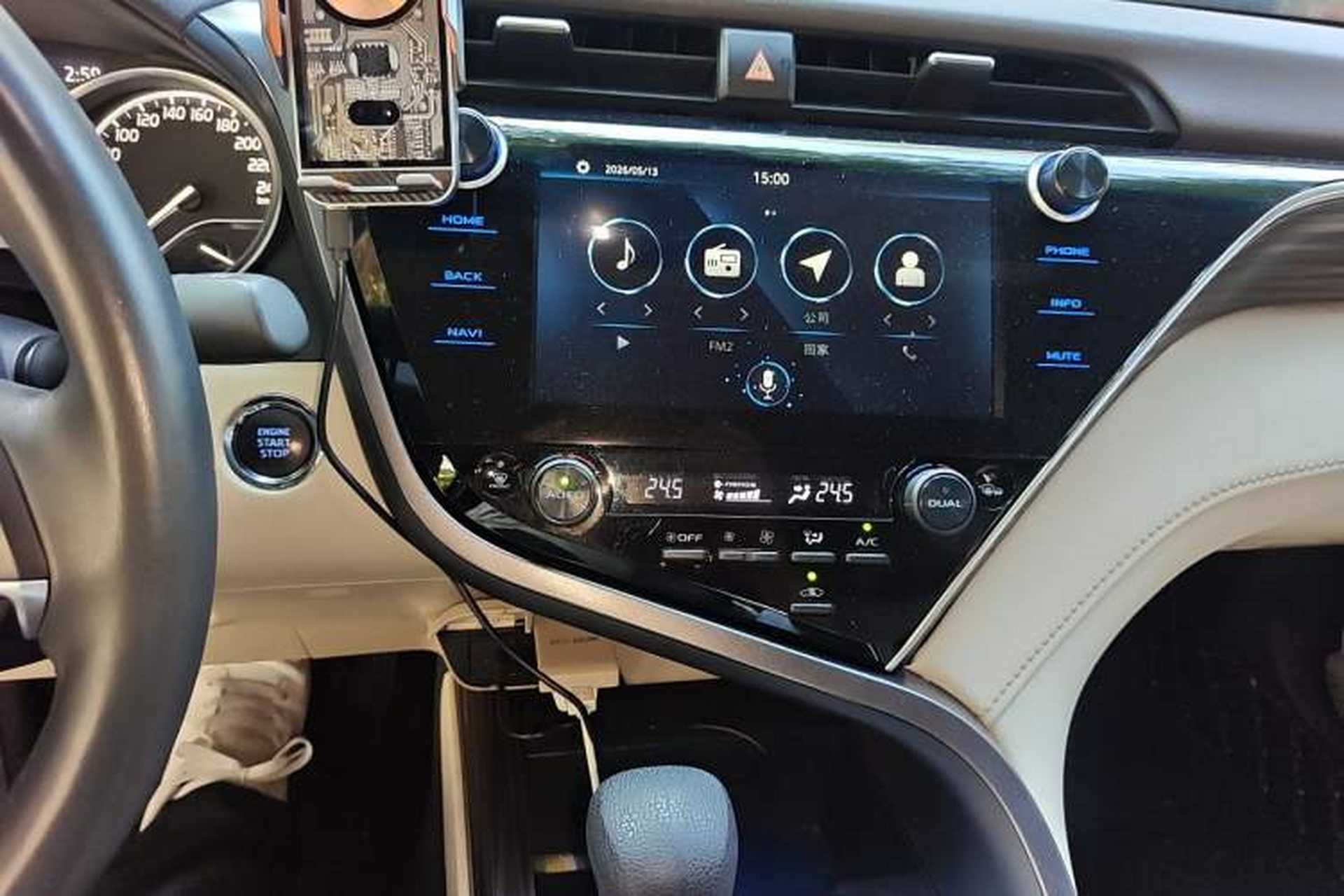 Used Toyota Camry 2019 Revised Version 2.0G Luxury Edition Audio And AC Panel