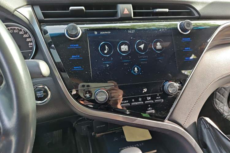 Used Toyota Camry 2019 2.0G Luxury Edition China VI Standard Audio And AC Panel
