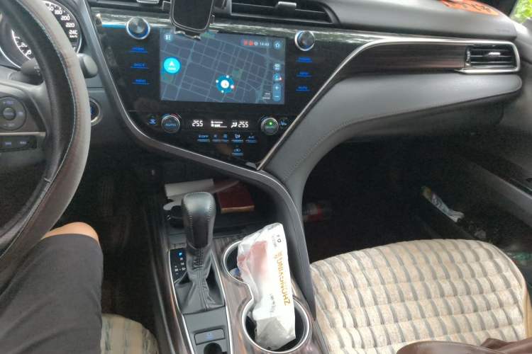 Used Toyota Camry 2019 Revised Version 2.0G Luxury Edition Audio And AC Panel