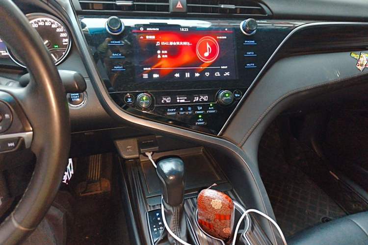 Used Toyota Camry 2019 Revised Version 2.0G Luxury Edition Audio And AC Panel