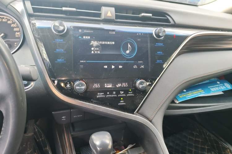 Used Toyota Camry 2019 2.0G Luxury Edition China VI Standard Audio And AC Panel