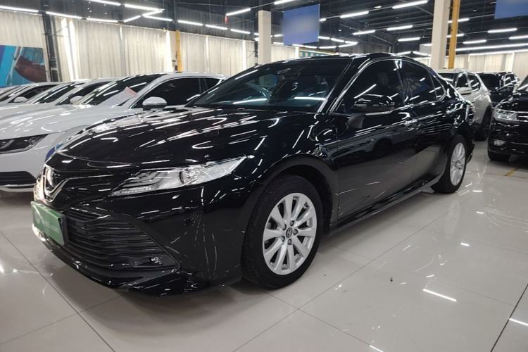 Used Toyota Camry 2019 Revised Version 2.0G Luxury Edition Guazi used car, China used car export, Used car for sale, Used Toyota cars, Cheapest cars for sale