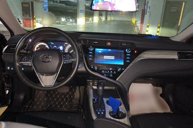 Used Toyota Camry 2019 Revised Version Dual-Engine 2.5 HG Luxury Edition Center Console