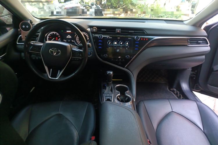 Used Toyota Camry 2019 2.5G Luxury Edition China V Standard Center Console