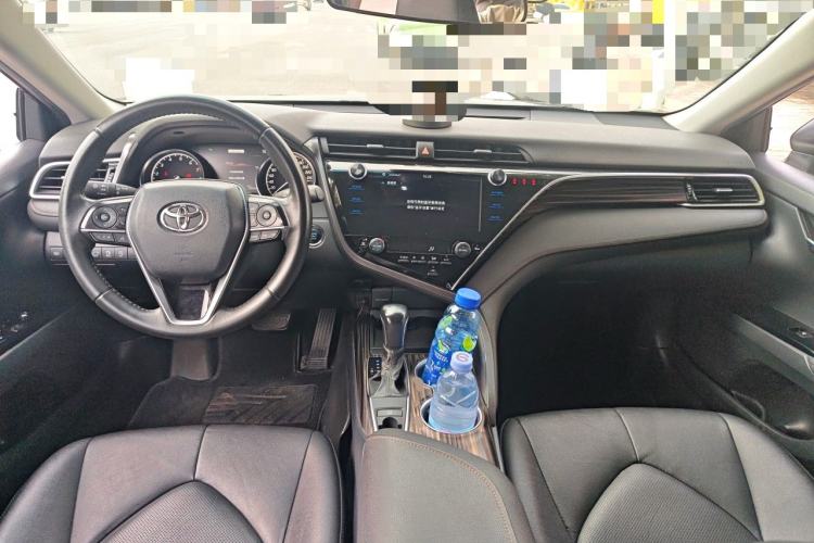 Used Toyota Camry 2019 Revised Version 2.0G Luxury Edition Center Console