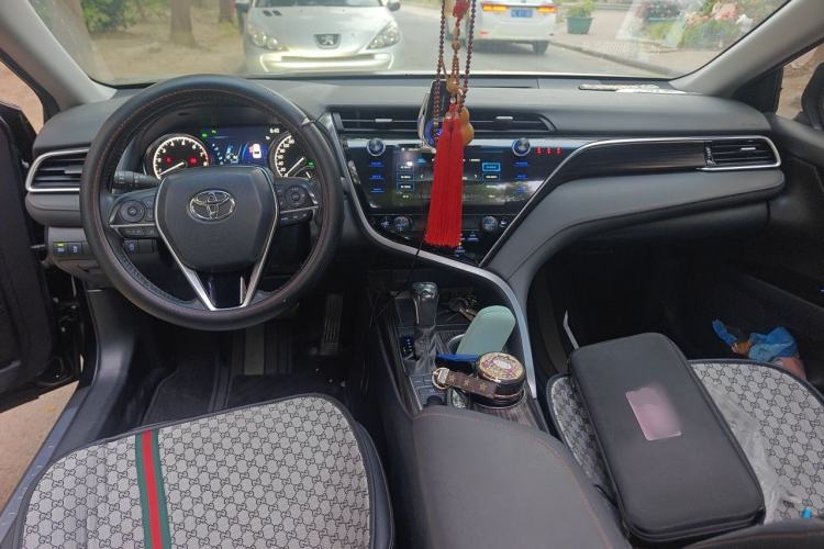 Used Toyota Camry 2019 Revised Version 2.5G Luxury Edition Center Console