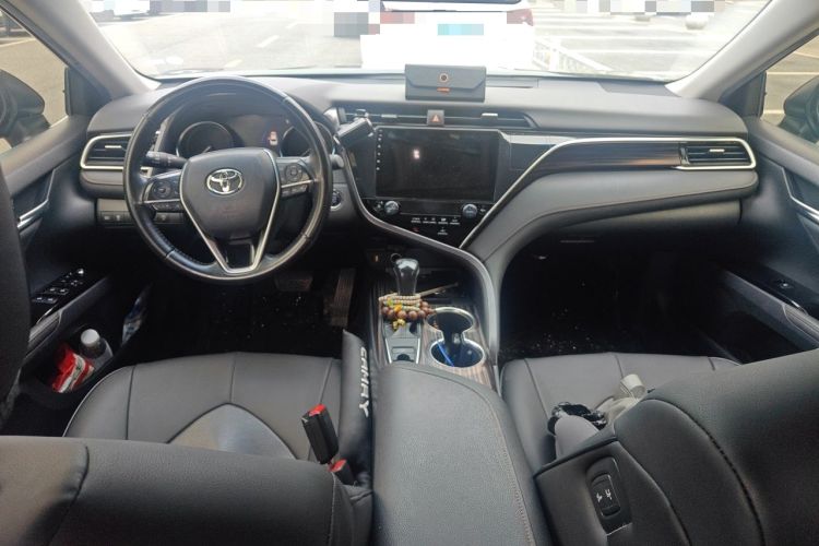 Used Toyota Camry 2019 2.0G Luxury Edition China VI Standard Center Console