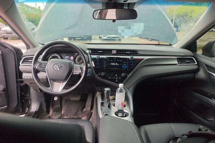 Used Toyota Camry 2019 Dual-Engine 2.5 HG Luxury Edition China V Standard Center Console