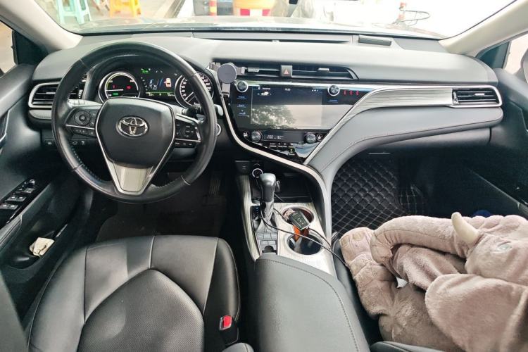 Used Toyota Camry 2019 Revised Version Dual-Engine 2.5 HG Luxury Edition Center Console