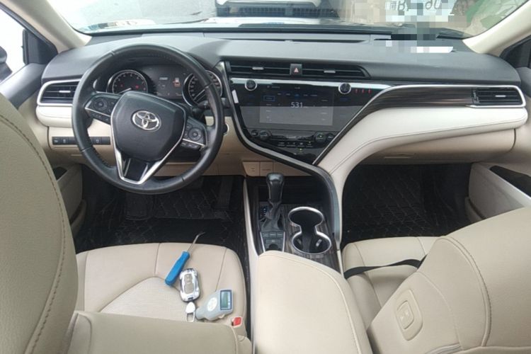 Used Toyota Camry 2019 Revised Version 2.5G Luxury Edition Center Console
