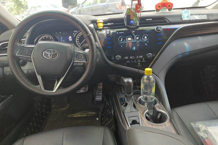Used Toyota Camry 2019 2.0G Luxury Edition China V Standard Center Console