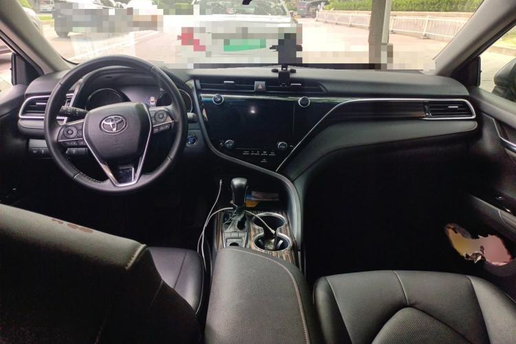 Used Toyota Camry 2019 2.5G Luxury Edition China VI Standard Center Console