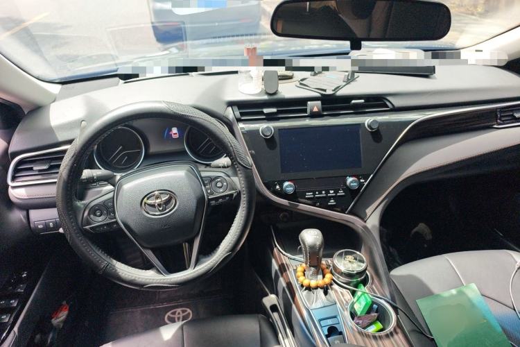 Used Toyota Camry 2019 2.0G Luxury Edition China VI Standard Center Console