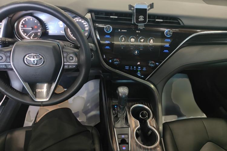 Used Toyota Camry 2019 2.0G Luxury Edition China V Standard Center Console