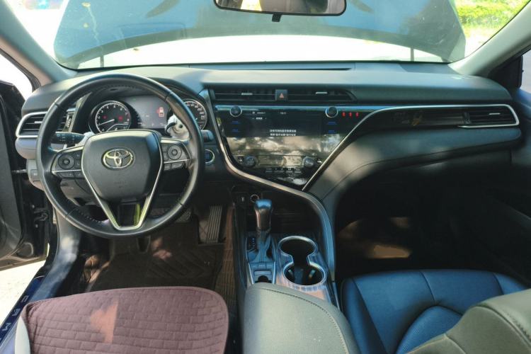 Used Toyota Camry 2019 Revised Version 2.5G Luxury Edition Center Console