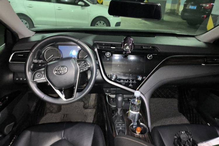 Used Toyota Camry 2019 2.5G Luxury Edition China V Standard Center Console