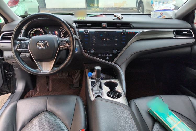 Used Toyota Camry 2019 Revised Version Dual-Engine 2.5 HG Luxury Edition Center Console