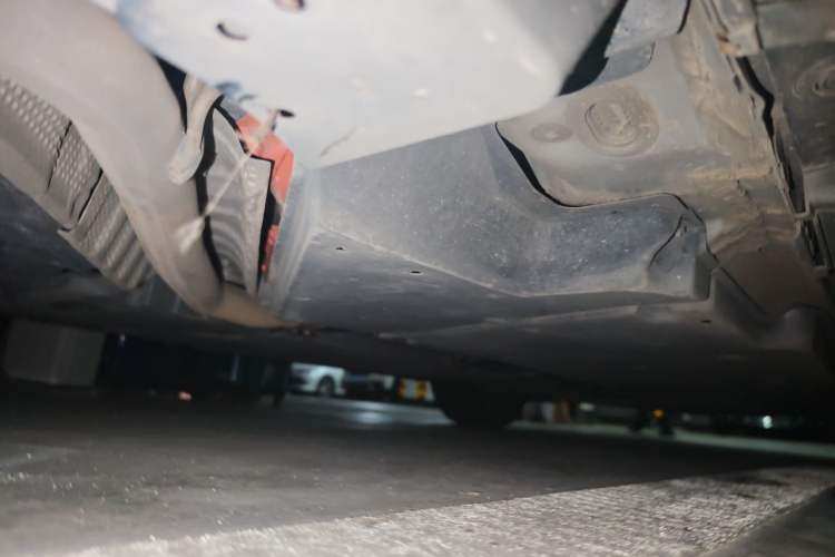 Used Toyota Camry 2019 Dual-Engine 2.5 HG Luxury Edition China VI Standard Chassis Rear Right