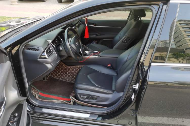 Used Toyota Camry 2019 2.5G Luxury Edition China VI Standard Driver Seat