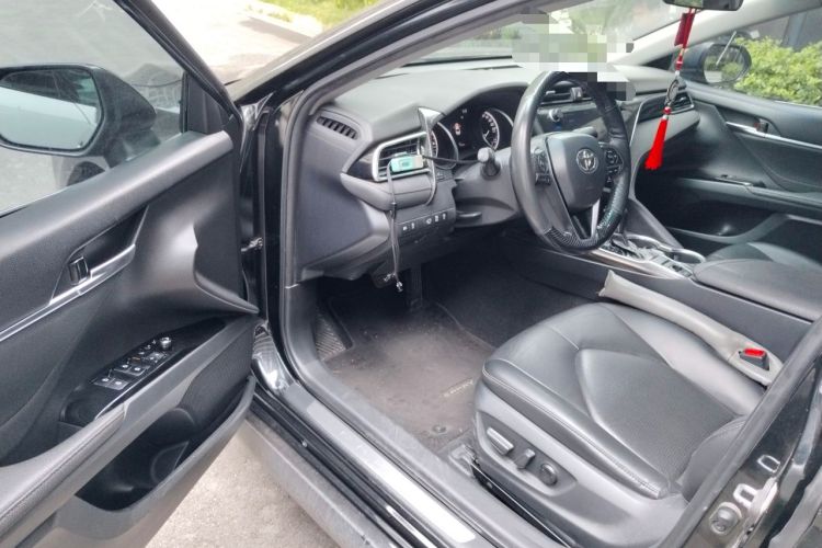 Used Toyota Camry 2019 2.0G Luxury Edition China VI Standard Driver Seat