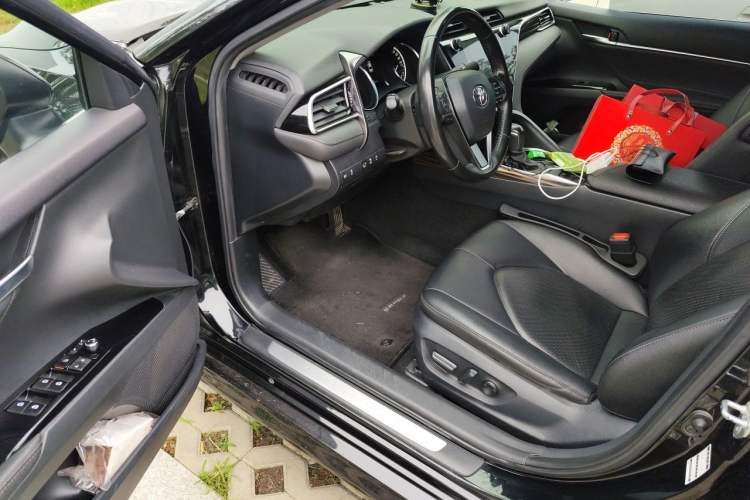 Used Toyota Camry 2019 Revised Version 2.0G Luxury Edition Driver Seat