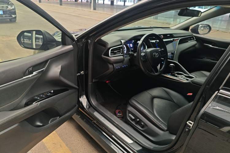 Used Toyota Camry 2019 Revised Version 2.0G Luxury Edition Driver Seat