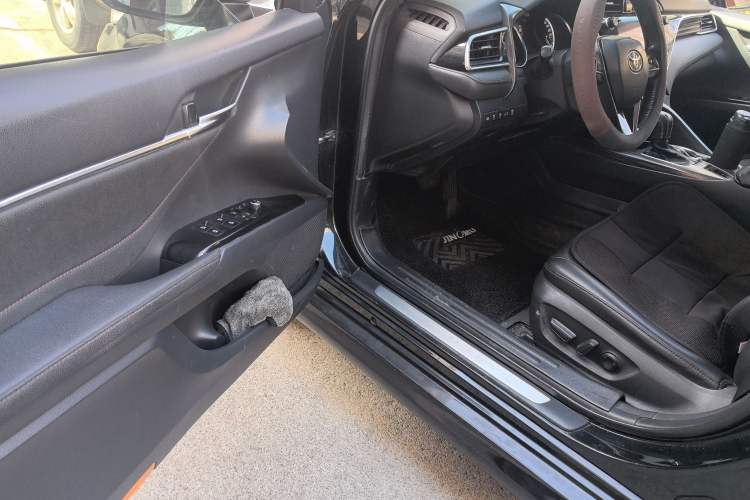 Used Toyota Camry 2019 2.5G Luxury Edition China VI Standard Driver Seat