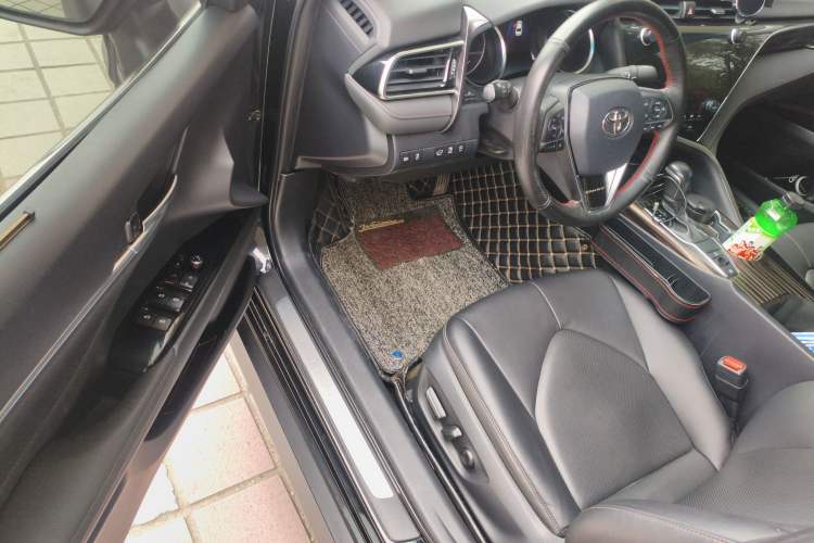 Used Toyota Camry 2019 2.0G Luxury Edition China V Standard Driver Seat